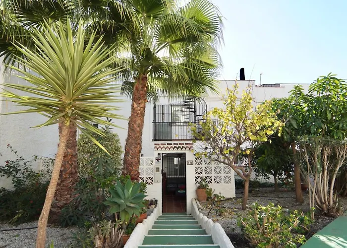 Casa Santo Tomás 18 * Nerja