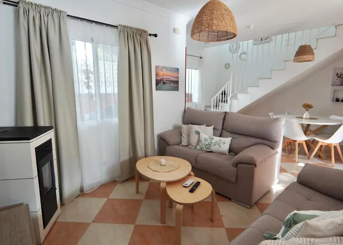 Casa Santo Tomás 18 Nerja